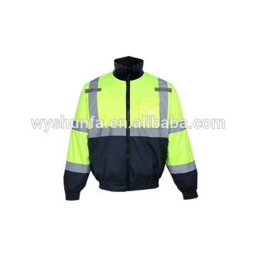 ANSI / ISEA 107-2010 imperméable à l&#39;eau trois en une veste avec doublure matelassée matelassée matelassée 260g